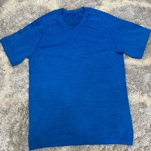 Lululemon Blue shirt /Size M